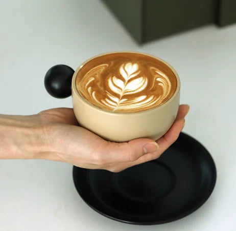 Elegante juego de café de cerámica